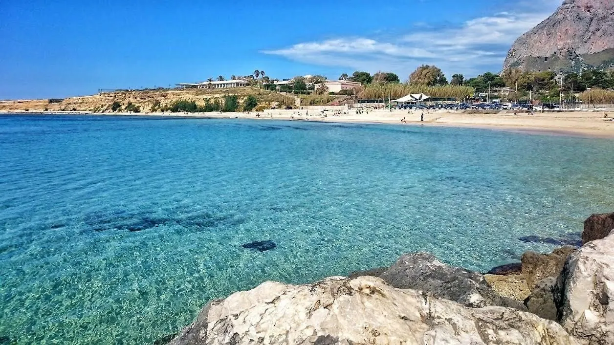 Nuova Vicinissima Alla Spiaggia Apartment Terrasini